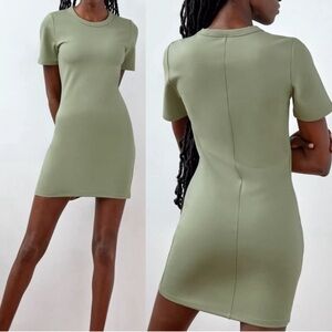 Aritizia Sunday Best Callie Bodycon T Shirt Mini Dress Sea Foam Green Sz Small